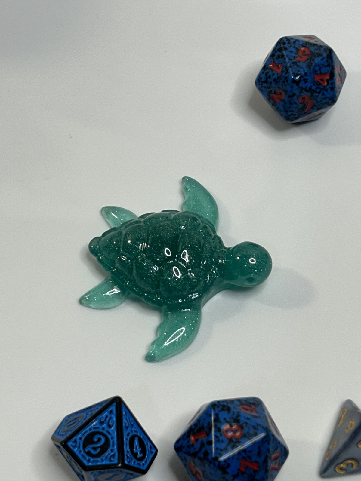Glittery Green Turtle Cover Minder