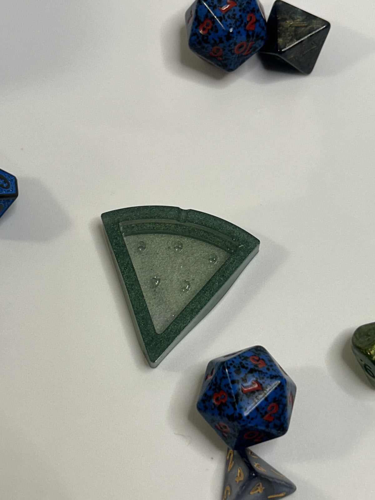 Blue Numbered Geometric Cover Minder