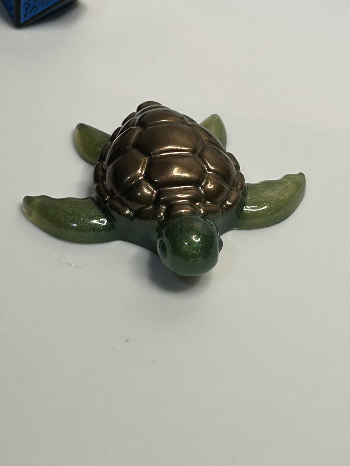 Dark Green Frog on Lily Pad Cover Minder