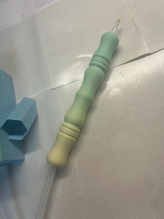 Vacuum Pen Mutliple Colors