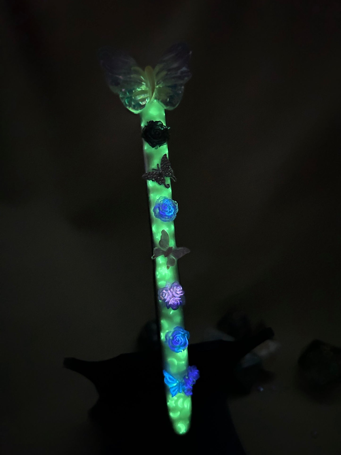 Glow In The Dark Long Pointed Butterfly Tweezers